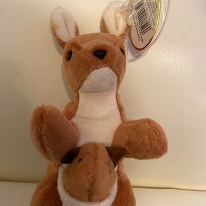 Ty Beanie Baby Original. POUCH the Kangaroo. Born November 6, 1996. #4161